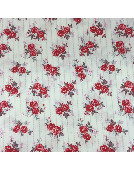 Tela patchwork estampado flores sobre fondo blanco roto - 10 x 114 cm Tela patchwork estampado flores sobre fondo blanco roto - 10 x 114 cm